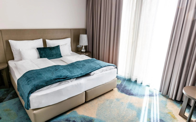 Hotel Seven