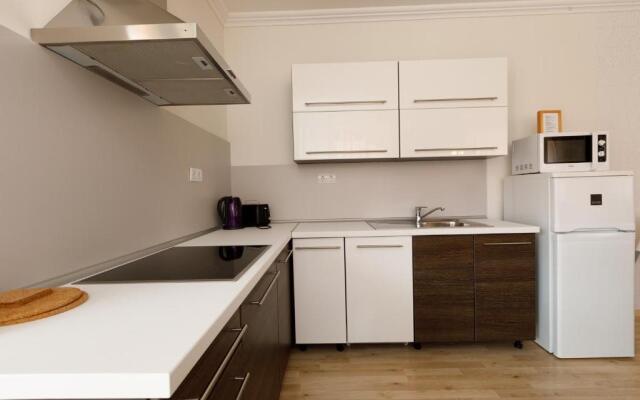 Andi Apartman