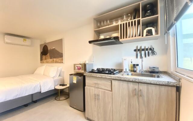 Minarete By Wynwood House