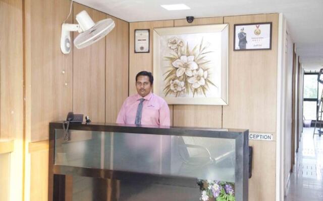 Treebo Admiral Suites New Usmanpura
