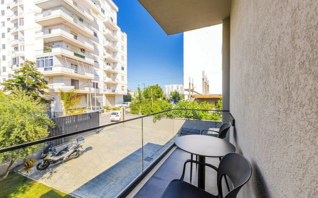 Zoe's Villa 201