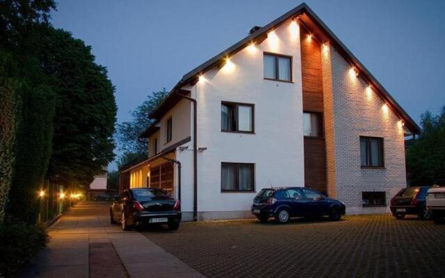 B&B 4.Couples & 4.Friends Hostel