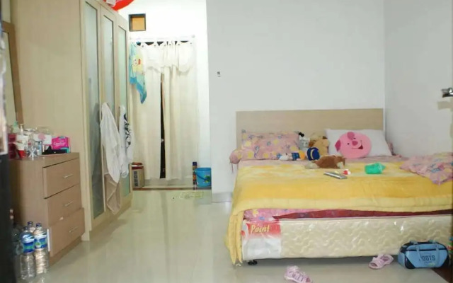Lagura Residence Guest House