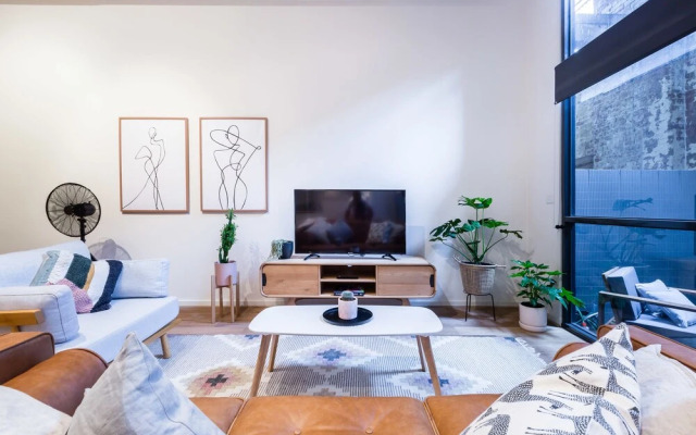 Isla 2Bdr Fitzroy Apartment