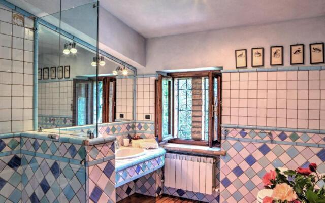 Amorosa House 9+1