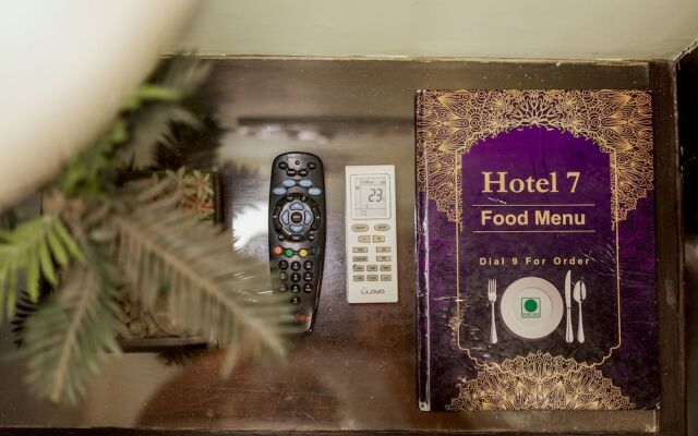 Treebo Trend Hotel Seven
