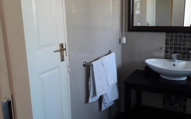 Peace & Lovely Bed And Breakfast