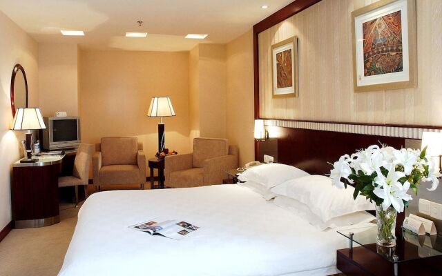 Gaoxiong Hotel