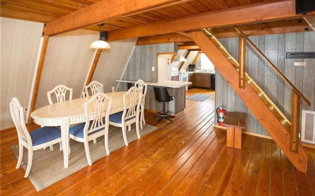Sea Loft by RedAwning