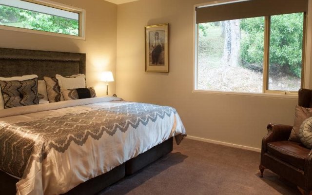 Mountain Element Retreats – Guest Rooms – Melbourne
