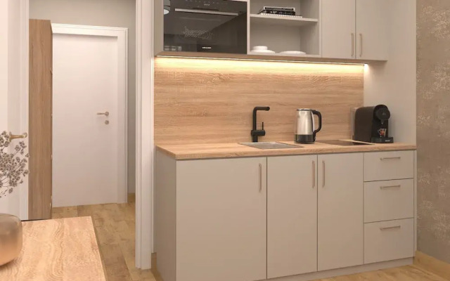 Theatre 9 Apartment by Adrez Living