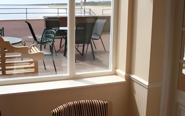 Pier Hotel