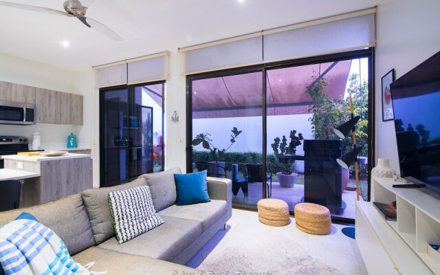 Discover a Paradise in the Central Pacific!