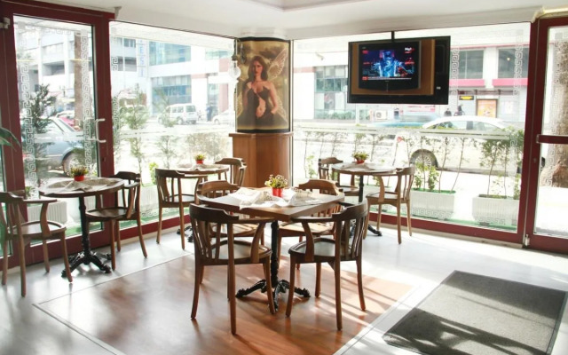 Kozan City Hotel