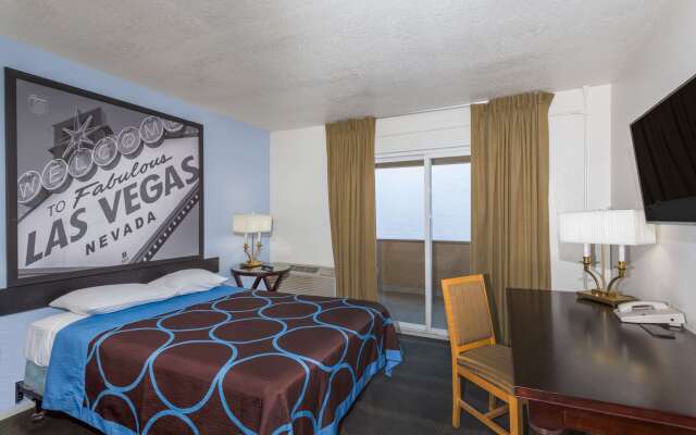 Super 8 by Wyndham Las Vegas North Strip/Fremont St. Area