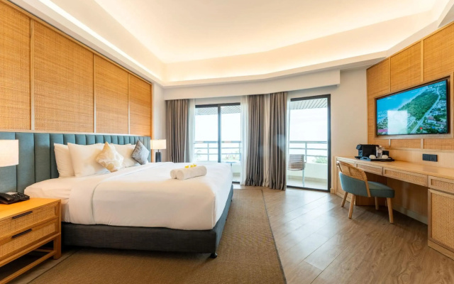 Swiss-Grand Beach Resort Kuantan - photo 3