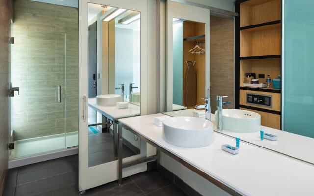 Aloft Austin Airport