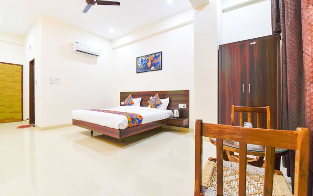 Fabhotel V Five