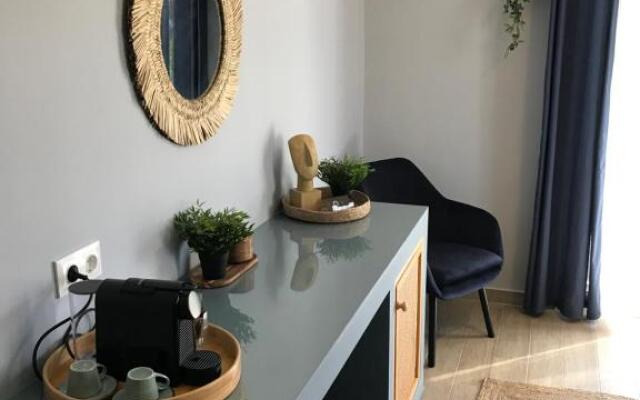 Artemis Apartments