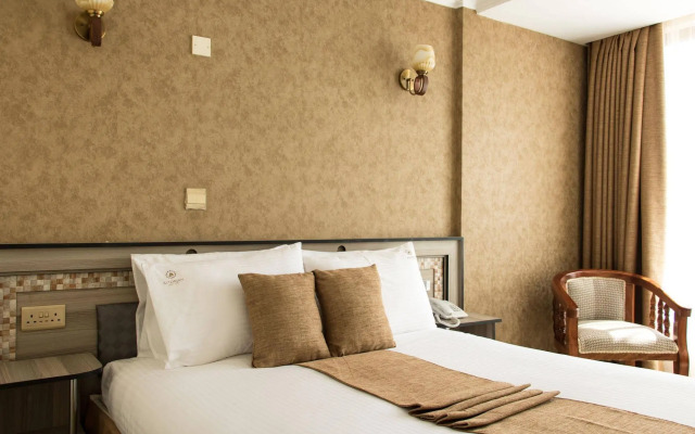 Astorian Grand Hotel