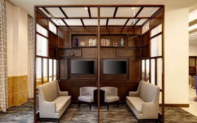 Hyatt Place St. Paul/Downtown