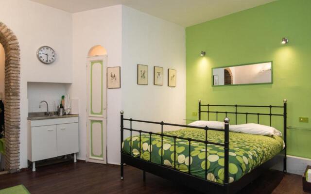 Trastevere Intimate Apartment