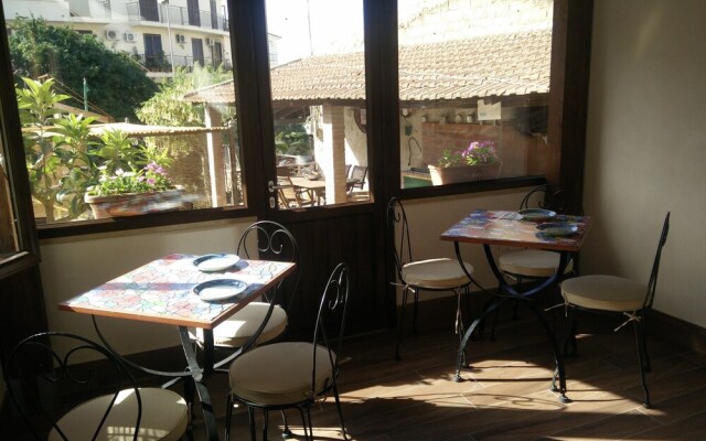 B&B Del Sol