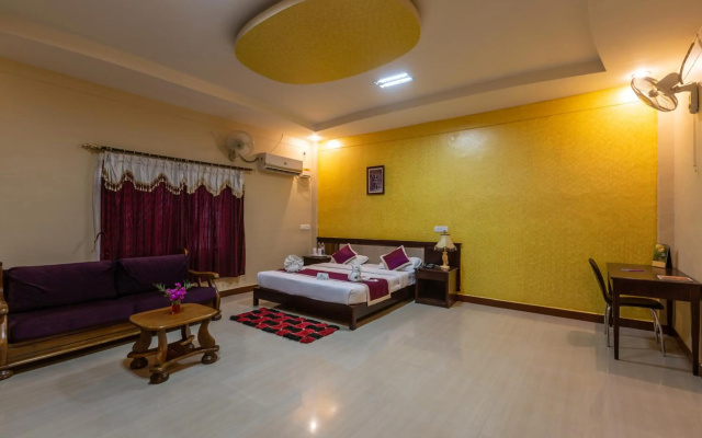 KSTDC Hotel Mayura Chalukya Badami