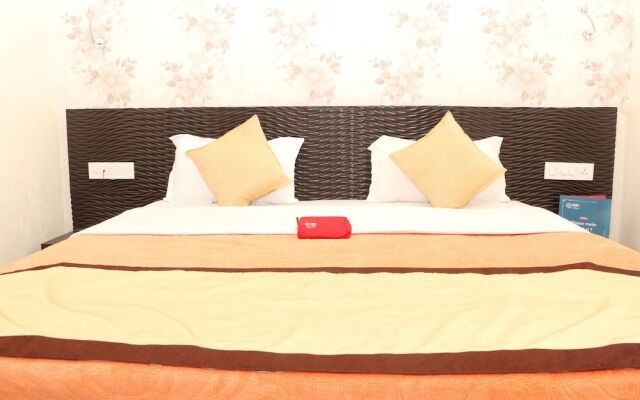 OYO 1075 Hotel City Home
