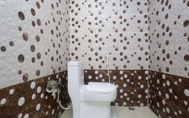 OYO 18301 Hotel A-one