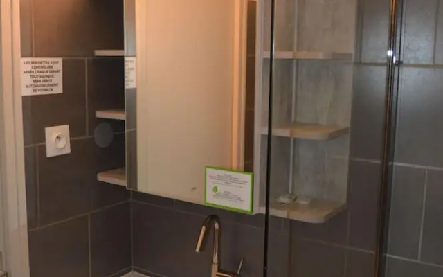Appart'Hotel Voltaire