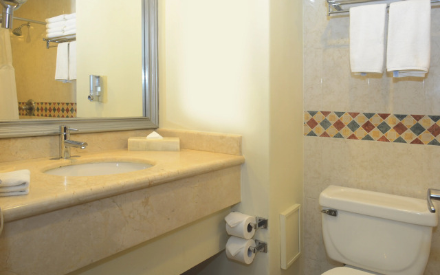 Adhara Hacienda Cancun