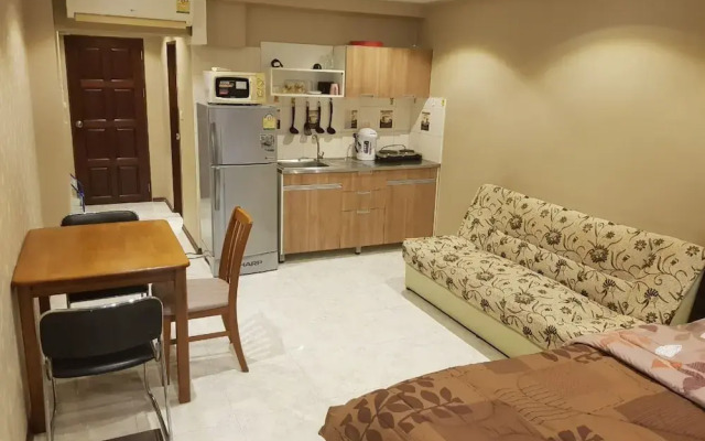 Sea View Studio Condo in Jomtien Beach Pattaya