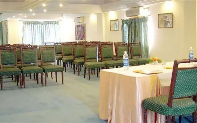 Hotel Classic Residency