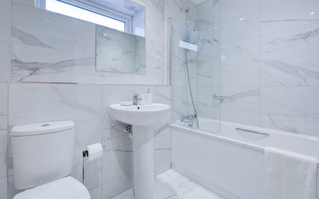 Hybrid Resi - Mitcham