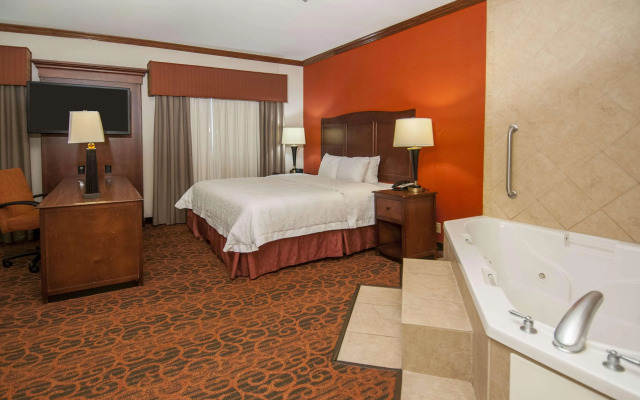 Hampton Inn & Suites Waxahachie