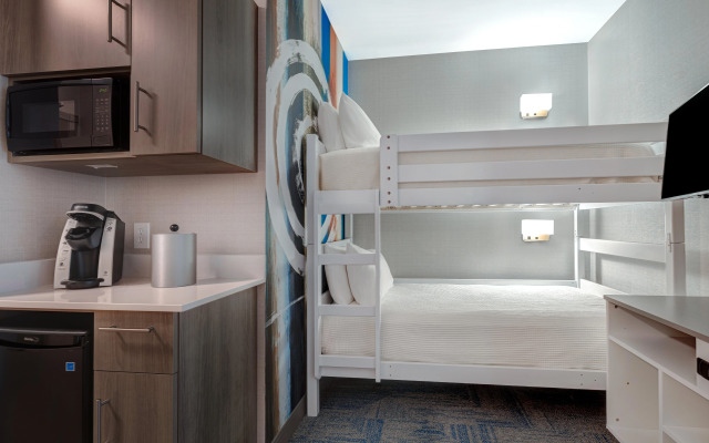 Holiday Inn Express & Suites Moab by IHG