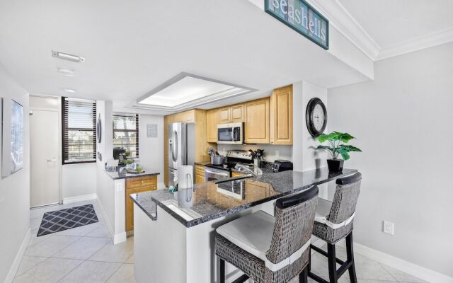 Beachfront Condo in Resort-style Community With Pool