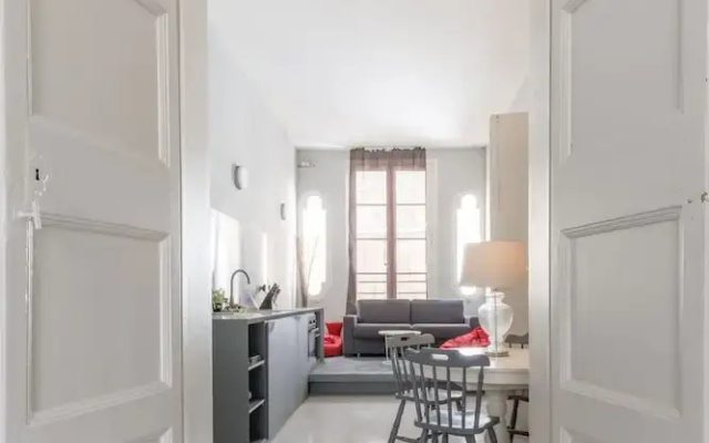Cozy Elegant 2BR Apartment