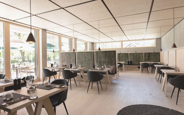 Amrai Suites