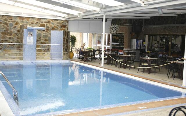 Corona Roja Apartments