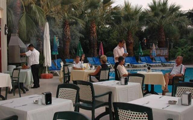 Hera Beach Hotel