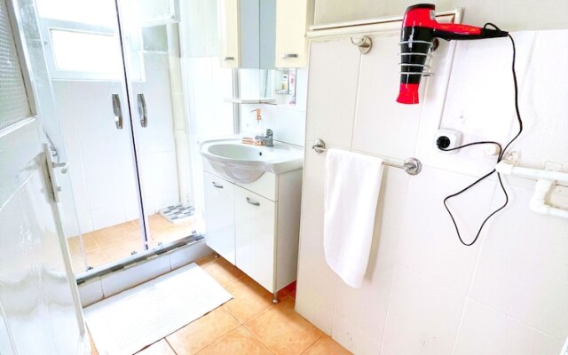 Big Clean House on Taksim Center