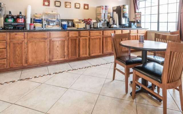 Days Inn by Wyndham Waco Near Downtown/University