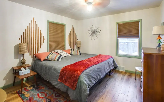 Pet-friendly Hiawatha Retreat w/ Private Yard!