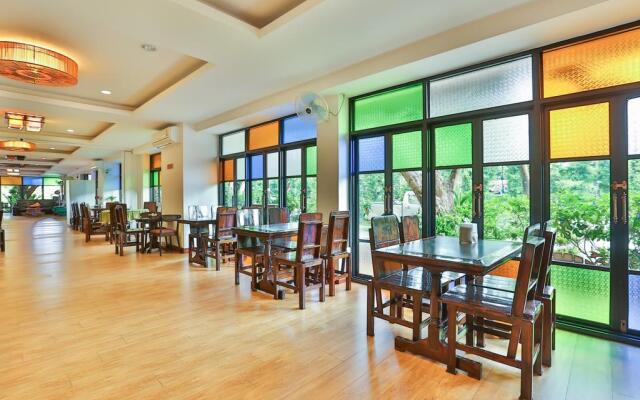 Boonme Heritage Hotel (SHA Extra Plus)