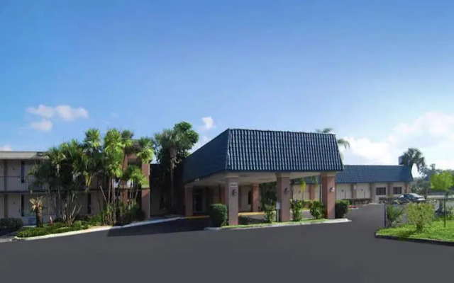 Rodeway Inn and Suites