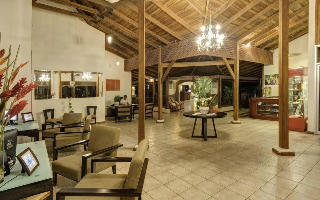 CC Beach Front Papagayo All Inclusive