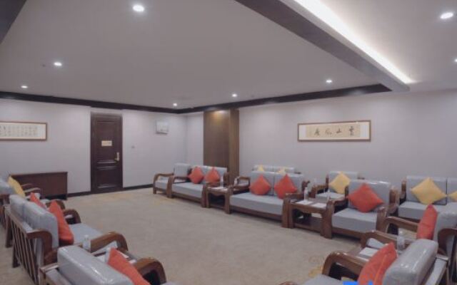 Huanghe Ziheng International Hotel