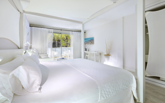 Blanco Hotel Formentera